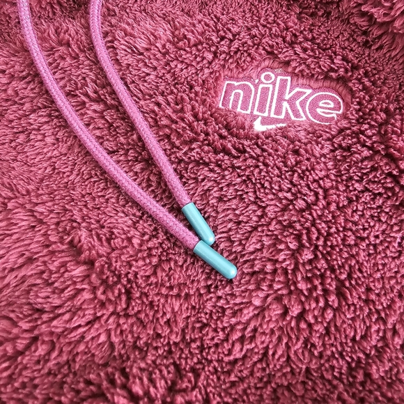 NIKE SPORTSWEAR PLUSH FAUX FUR HOODIE Women's Small Fuschia Pink Pocket SOFT - Picture 8 of 11